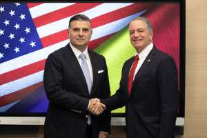 ASF: Preşedintele instituţiei şi ambasadorul SUA au discutat despre reglementarea activelor digitale şi dezvoltarea pieţei de capital
